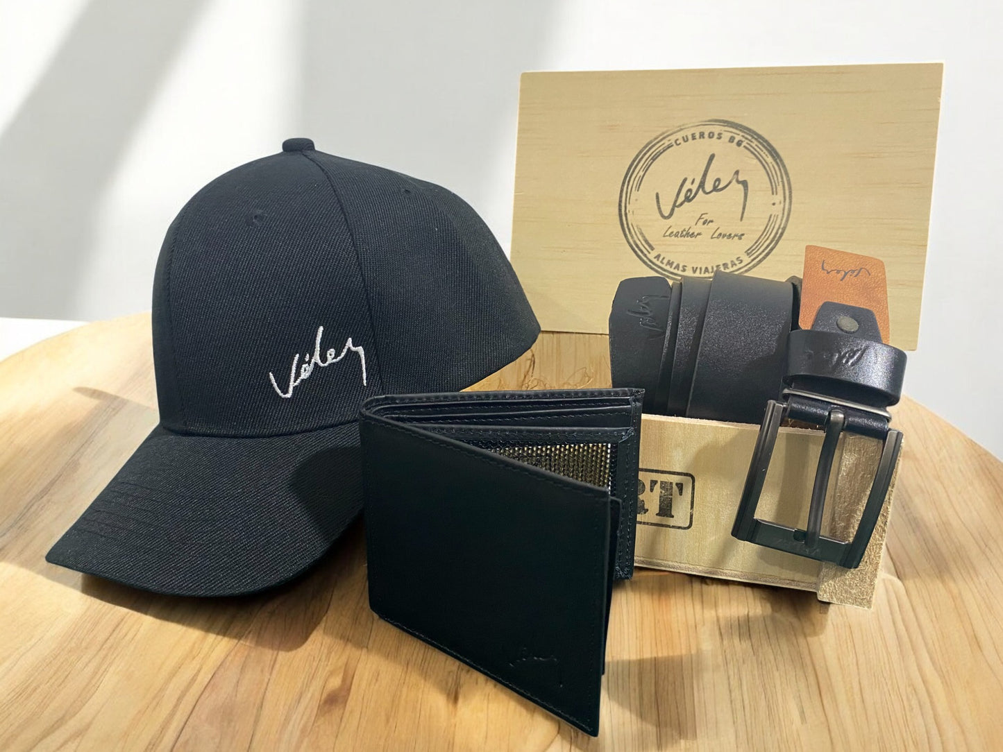 COMBO Velez Gorra + Correa + Billetera Caja